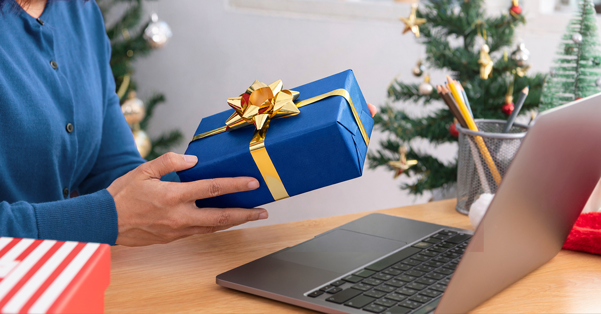 Christmas Gifts: Staying on the Right Side of the Line - Fleximize